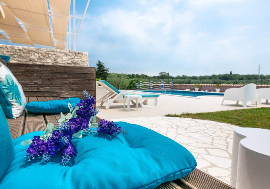 Villa Tanga in der Nähe von Rovinj mit privatem Pool und Garten für 8 Personen
