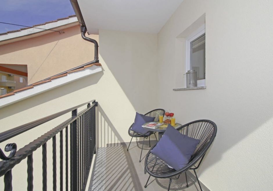 Modern studio for 2 with balcony in Rovinj