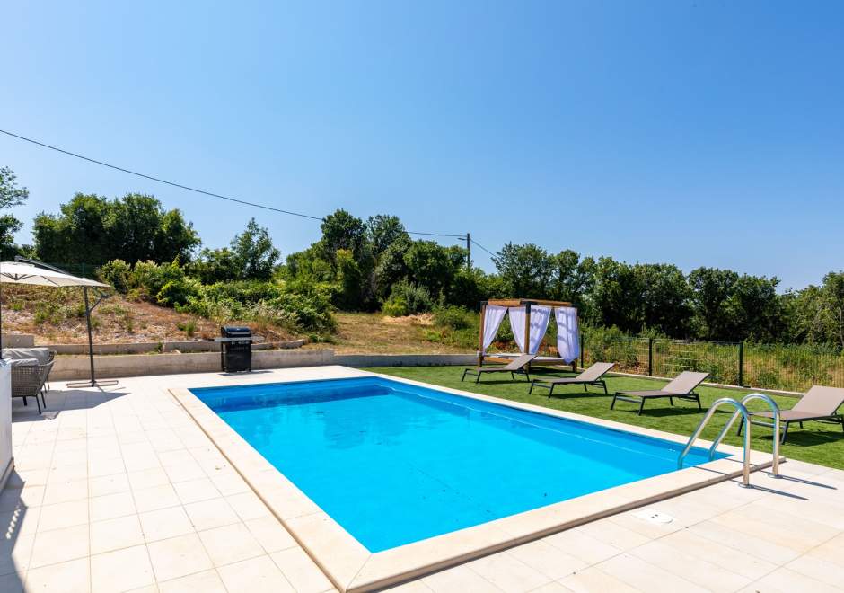 Diminici Villas / 4 bedroom villa with pool and sea view 21B