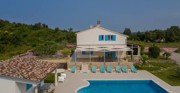 Villa Tanga near Rovinj with private pool and garden for 8 persons 

