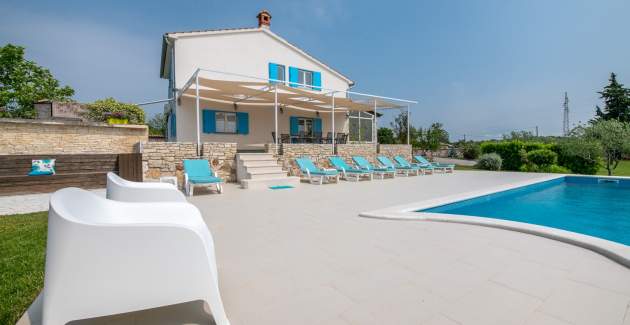 Villa Tanga near Rovinj with private pool and garden for 8 persons 
