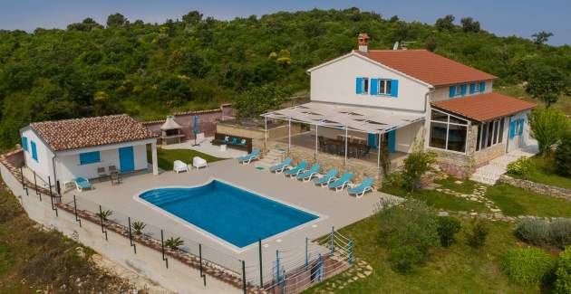 Villa Tanga in der Nähe von Rovinj mit privatem Pool und Garten für 8 Personen
