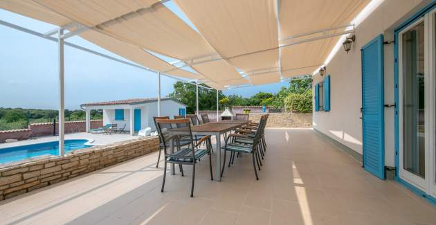 Villa Tanga near Rovinj with private pool and garden for 8 persons 
