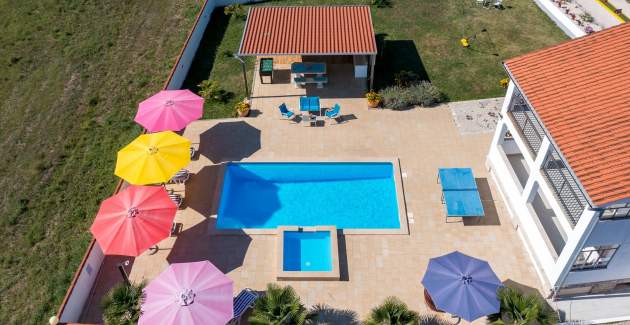 Kuća za odmor u centralnoj Istri s bazenom i hidromasažom