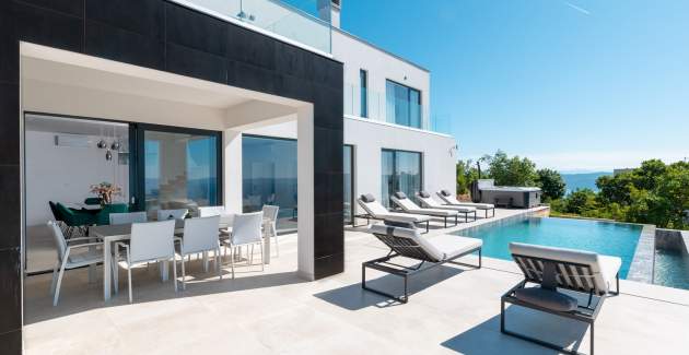 Villa Aristea with sea view, jacuzzi and infinity pool