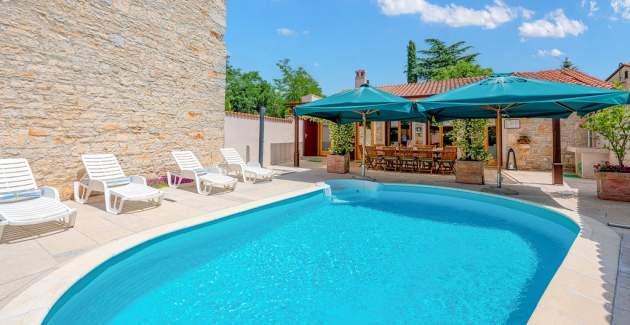 Villa rustica Diana con piscina vicino a Rovigno