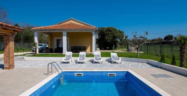 Villa Campagna with private pool, parking and garden in Rovinj
