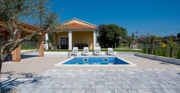 Villa Campagna with private pool, parking and garden in Rovinj