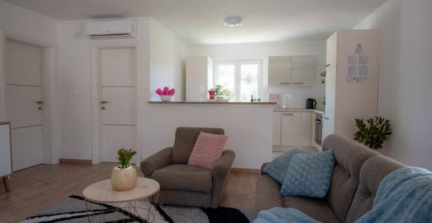 Villa Campagna with private pool, parking and garden in Rovinj