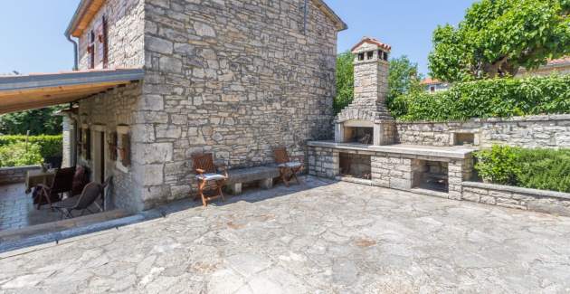 Sweet Home Ana for 3 persons in the countryside near Rovinj with jacuzzi