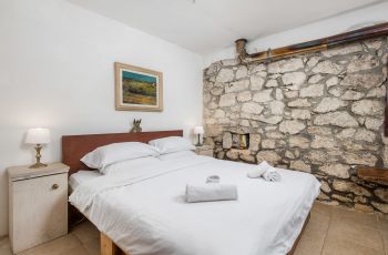 Ferienhaus Cave Romana