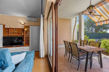 Olea Magica / 2B Apt Buza with garden