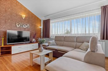 Olea Magica / 2B Apt Bianchera with terrace
