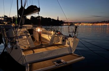 Yacht Z6 Dolcevita