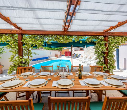 Rustic Villa Diana with pool near Rovinj