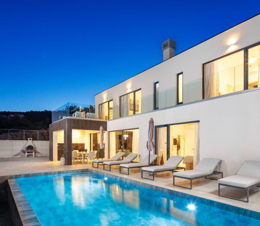 Villa Aristea with sea view, jacuzzi&infinity pool