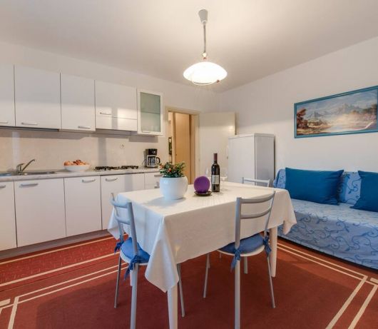 Apartments Fiorela - 2 bedroom app with terrace