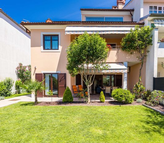 Olea Magica / 2B Apt Bianchera with terrace