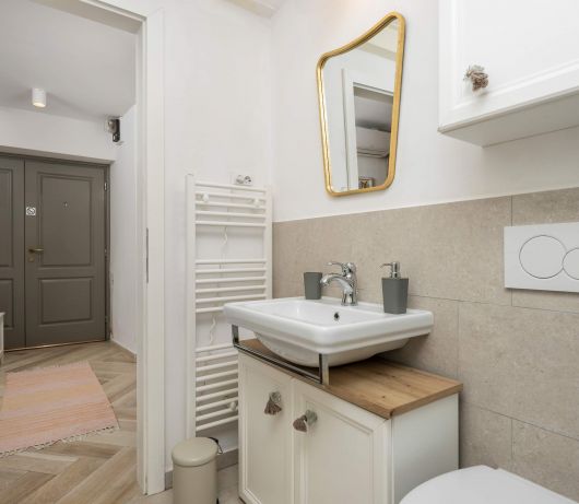 Secret Steps Apartment