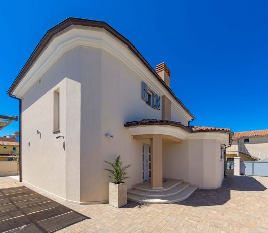 Villa Luxoria