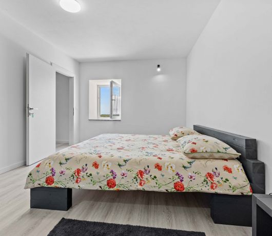Lara Holiday Home