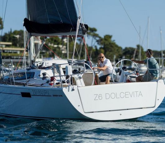 Yacht Z6 Dolcevita