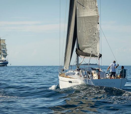Yacht Z6 Dolcevita