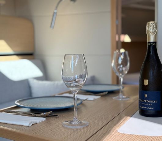 Yacht Z6 Dolcevita