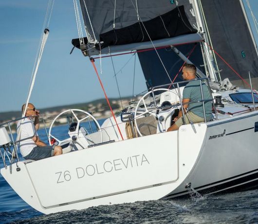 Yacht Z6 Dolcevita