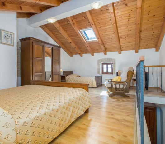 Casa vacanze Maria con due camere da letto nel villaggio vicino a Rovigno