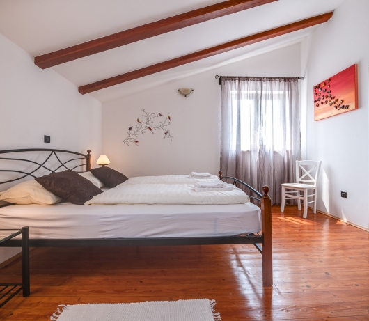 Villa Tanga near Rovinj with private pool and garden for 8 persons 
