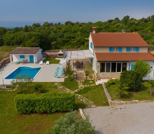 Villa Tanga in der Nähe von Rovinj mit privatem Pool und Garten für 8 Personen