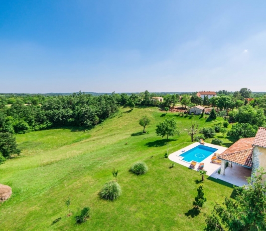Rustic Villa Benina Rossa 1 with huge garden