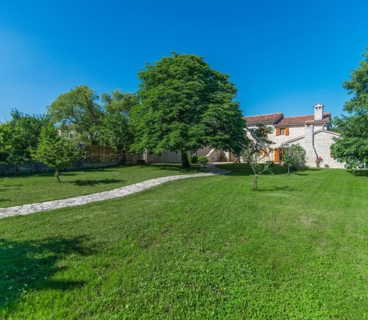 Rustic Villa Benina Rossa 1 with huge garden
