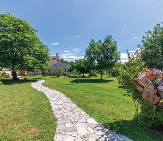 Rustic Villa Benina Rossa 1 with huge garden