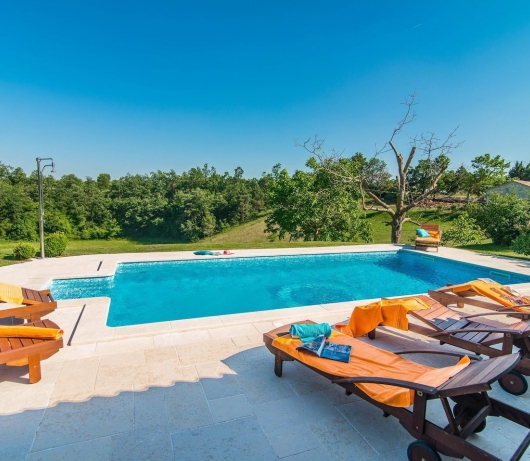 Rustic Villa Benina Rossa 1 with huge garden