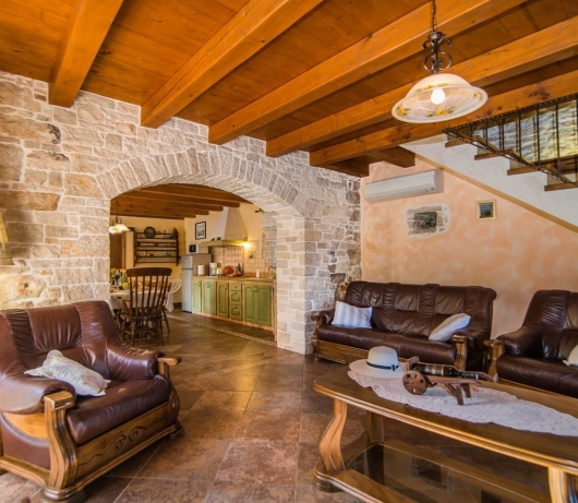 Rustic Villa Benina Rossa 1 with huge garden