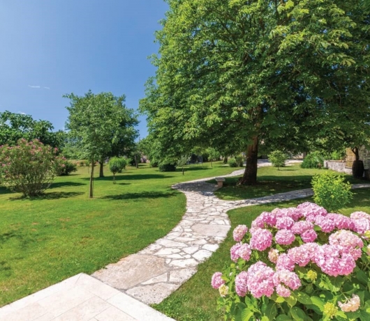 Rustic Villa Benina Rossa 1 with huge garden