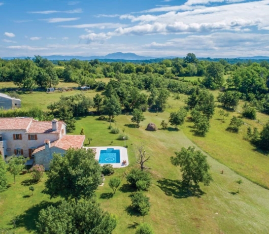 Rustic Villa Benina Rossa 1 with huge garden
