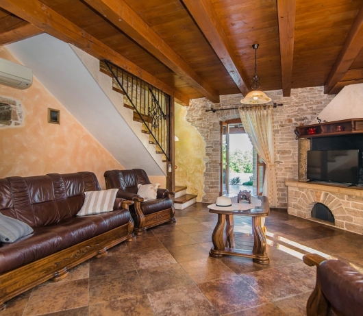 Rustic Villa Benina Rossa 1 with huge garden