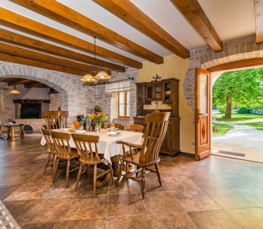 Rustic Villa Benina Rossa 1 with huge garden