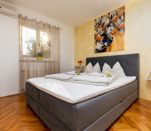 EventHouse / Apartment mit zwei Schlafzimmern, mit Balkon und Grillplatz A2