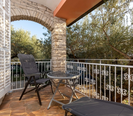 EventHouse / Apartment mit zwei Schlafzimmern, mit Balkon und Grillplatz A2