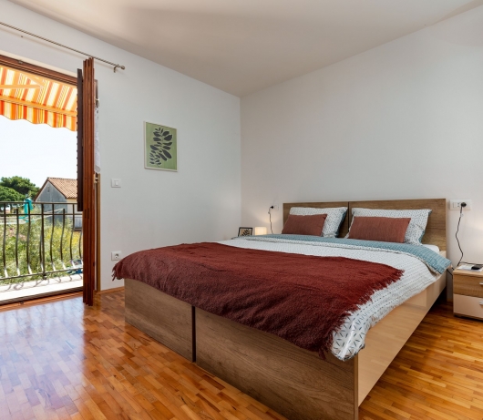Rovinj City Studio/ App with balcony, parking, kitchenette for couples A1