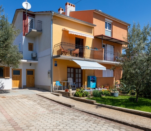 Rovinj City Studio/ App with balcony, parking, kitchenette for couples A1