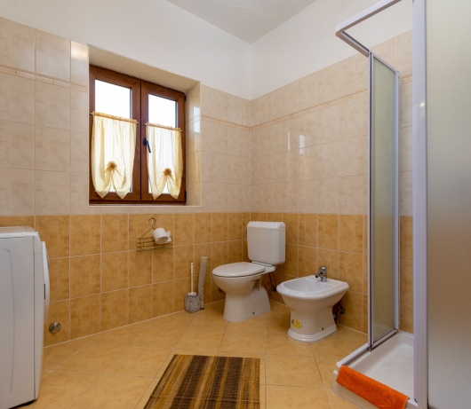 Rustic Villa Lara with pool