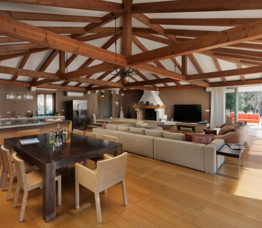 Erstaunliche Villa und Cottage mit Deckpool in der Nähe von Rovinj