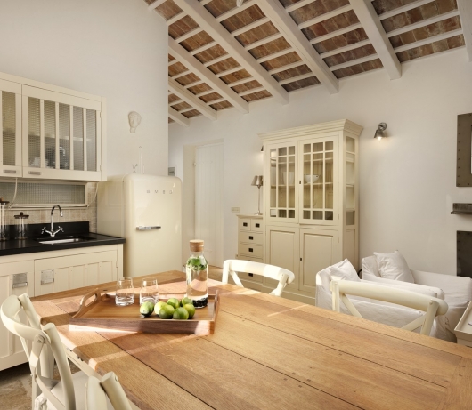 Erstaunliche Villa und Cottage mit Deckpool in der Nähe von Rovinj