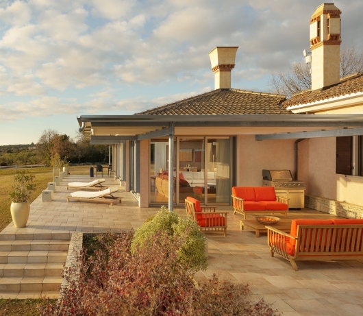Erstaunliche Villa und Cottage mit Deckpool in der Nähe von Rovinj