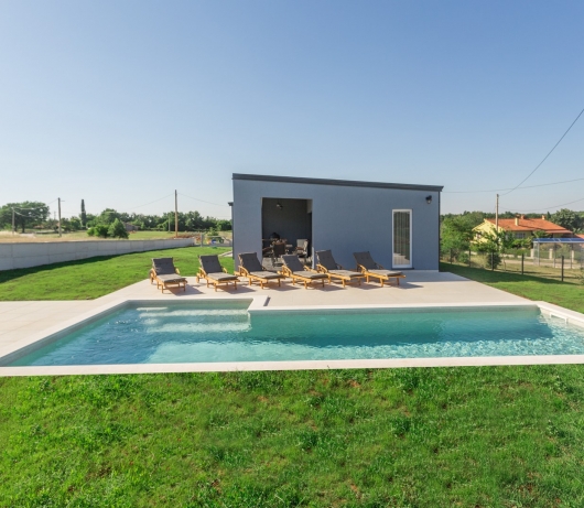 Cosy holiday house with pool HERA in Istria